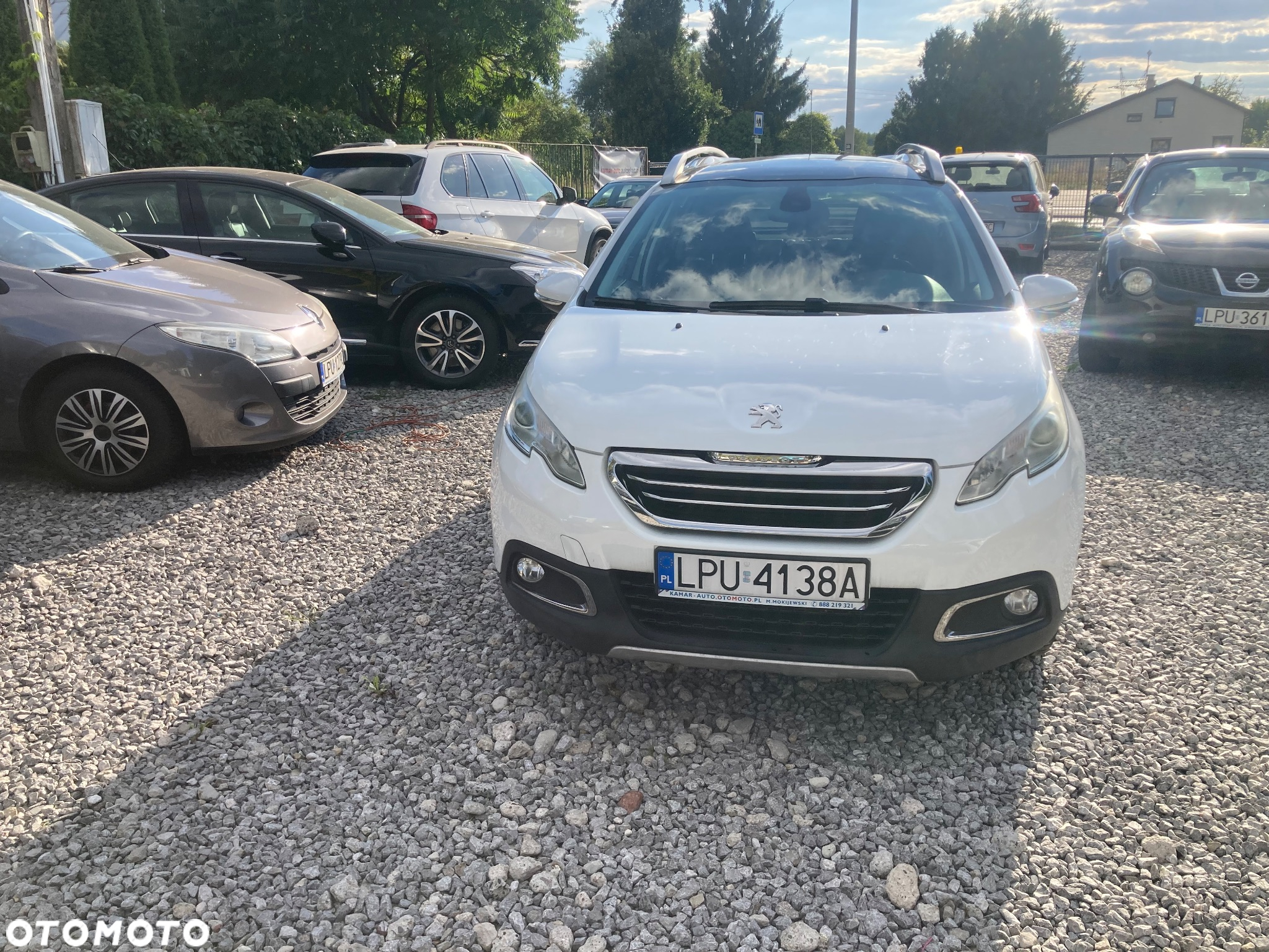 Peugeot 2008 1.6 e-HDi Allure S&S - 2