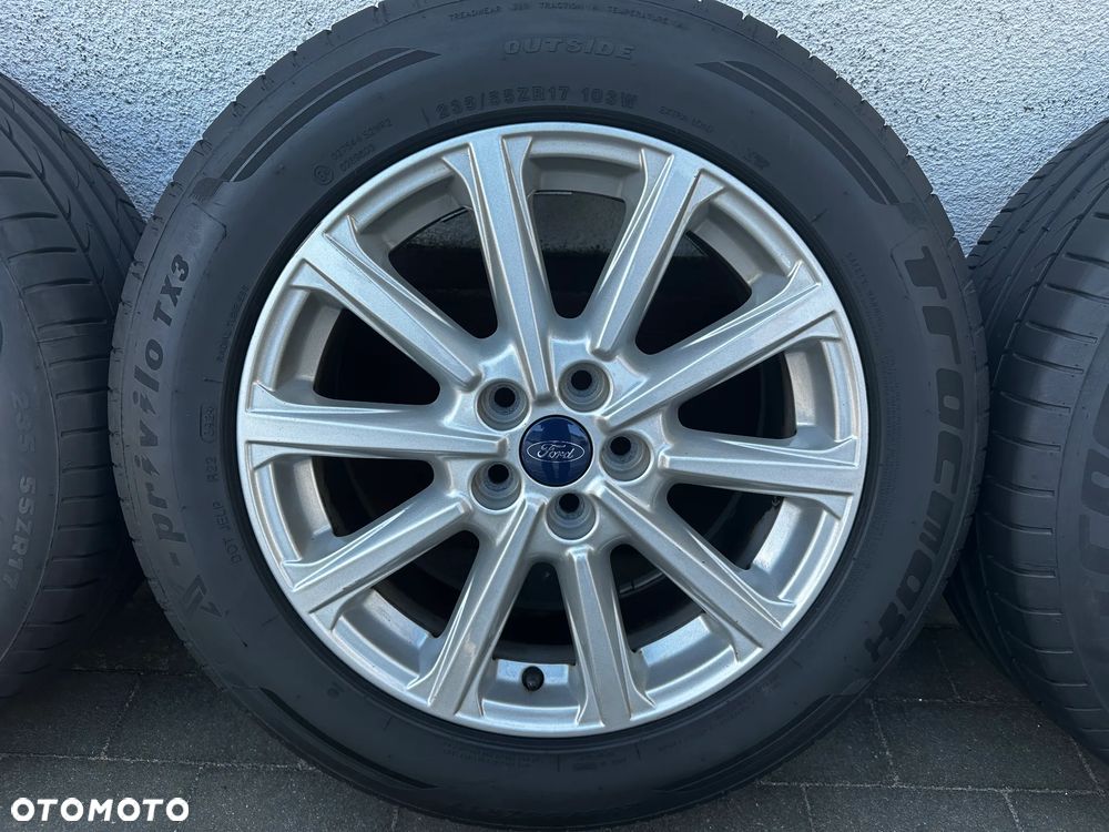 235 55 17 / 5x108  FORD Kuga VOLVO / POLECAM - 5