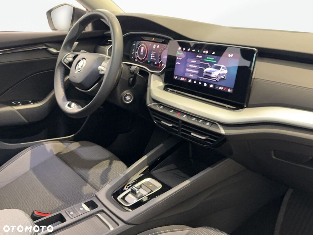 Skoda Octavia 2.0 TDI Selection DSG - 20