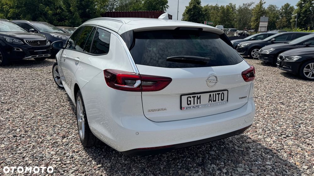 Opel Insignia 1.5 T Enjoy S&S Eco - 12