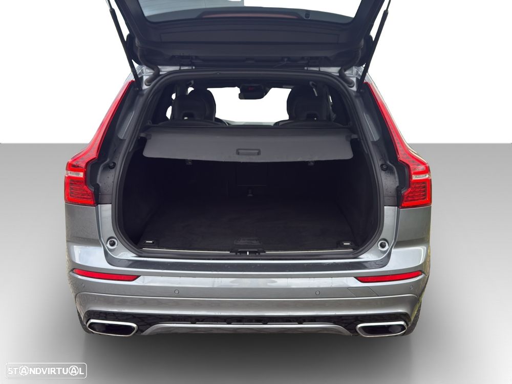 Volvo XC 60 2.0 T8 PHEV R-Design AWD - 15