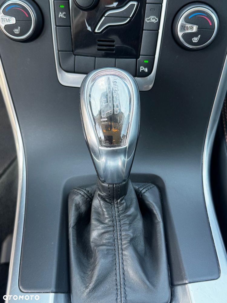 Volvo XC 60 - 14