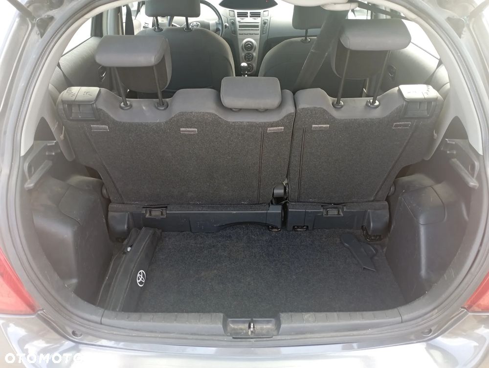 Toyota Yaris 1.33 Luna - 6