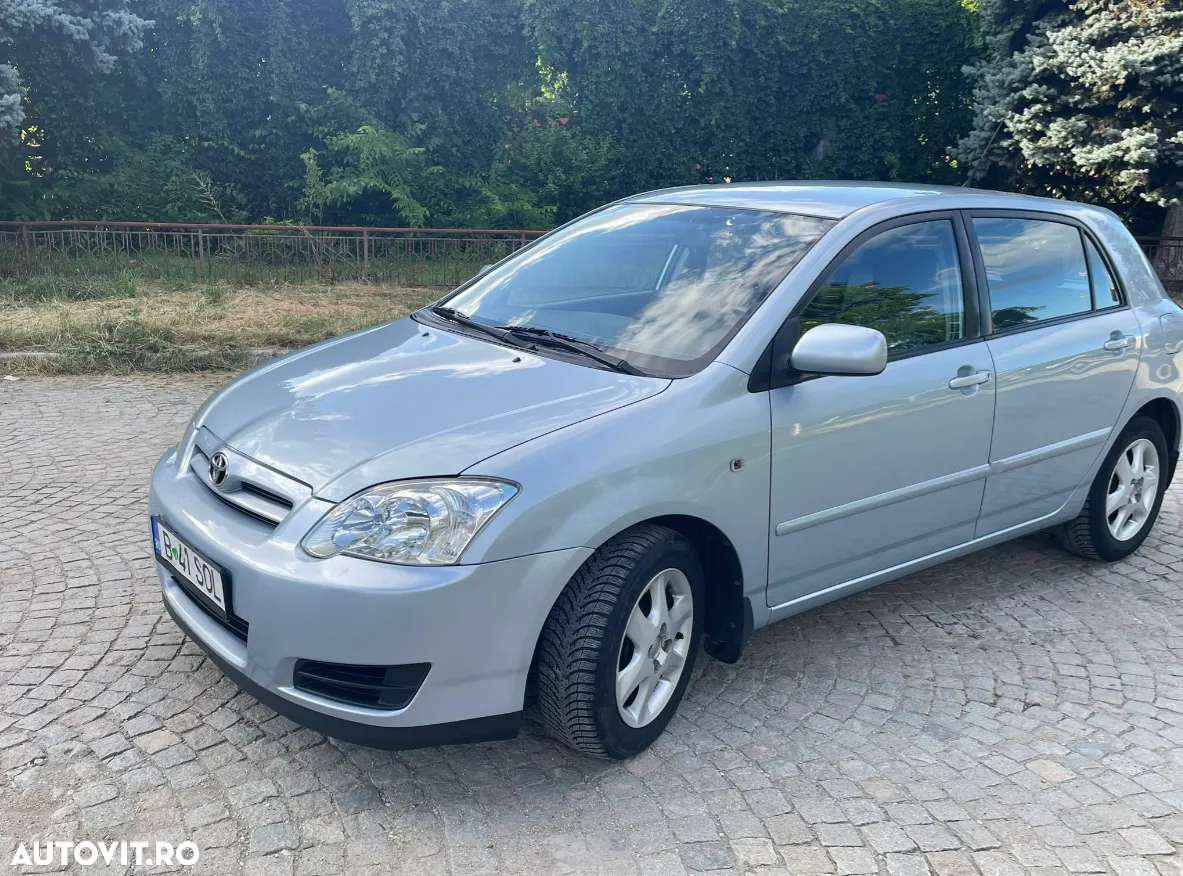 Toyota Corolla 1.4 D H/B Xellence - 4