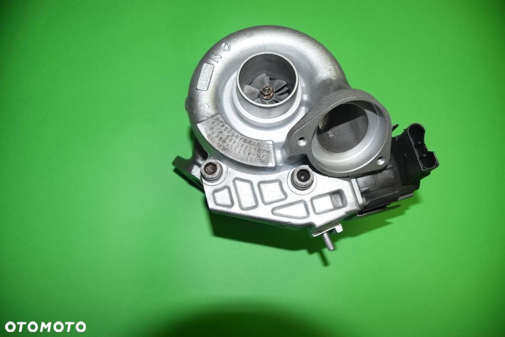 Turbosprężarka  Bmw 118 d 318 d 2,0 122 km Turbina - 2