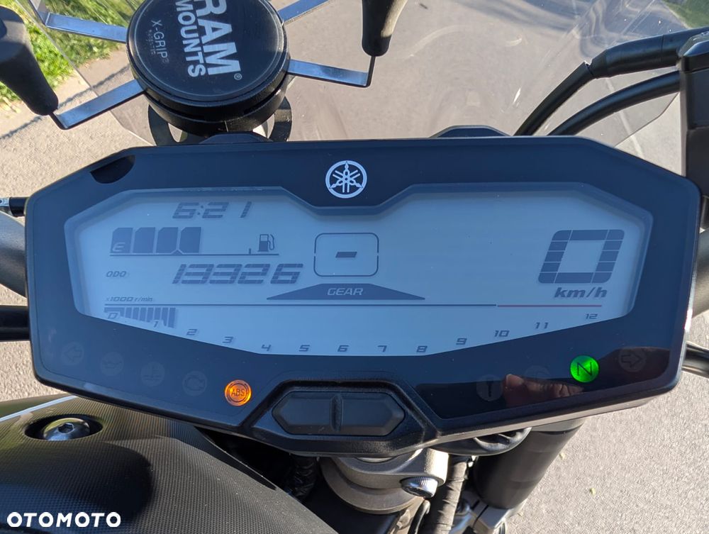 Yamaha MT - 30