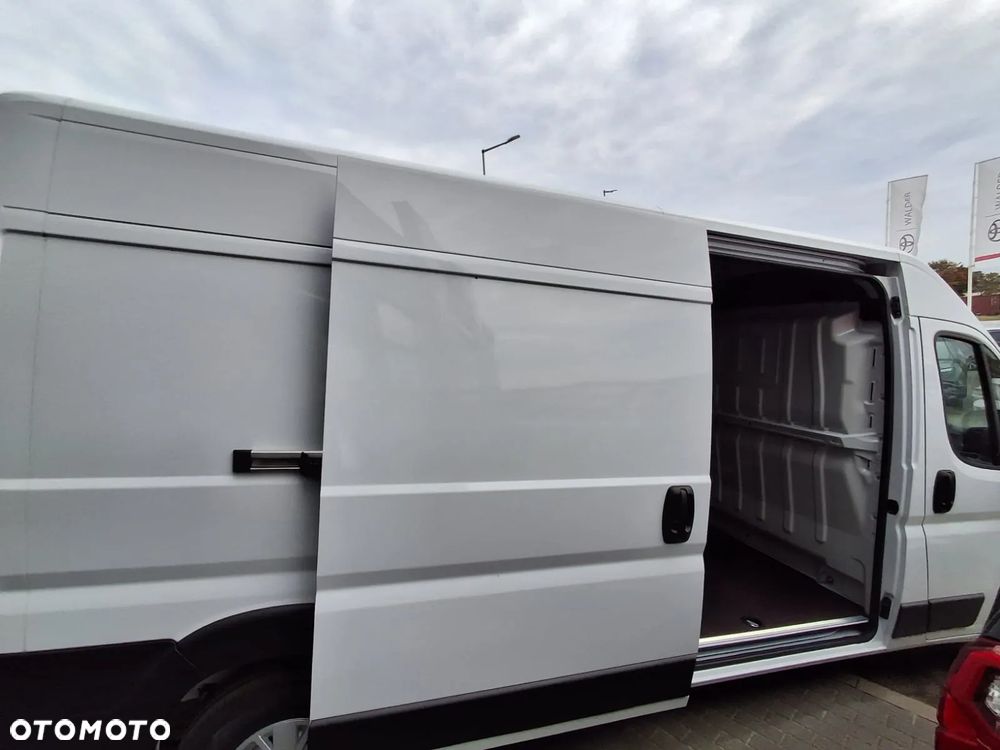 Toyota Proace Max Furgon - 8
