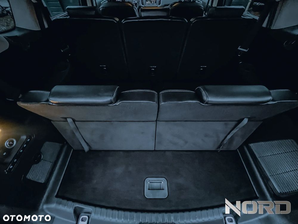 Ford S-Max 2.0 TDCi 4WD Titanium PowerShift - 33