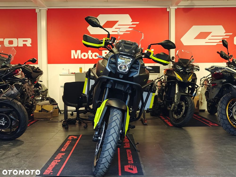 QJMOTOR SVT 650X - 5