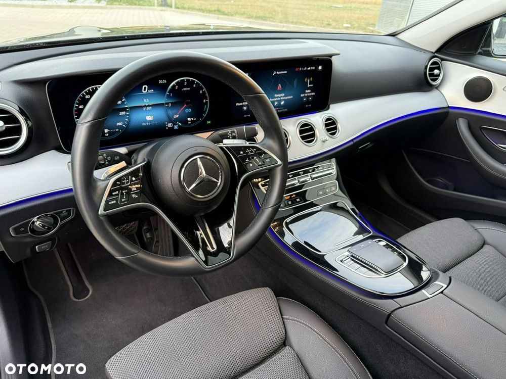 Mercedes-Benz Klasa E - 12