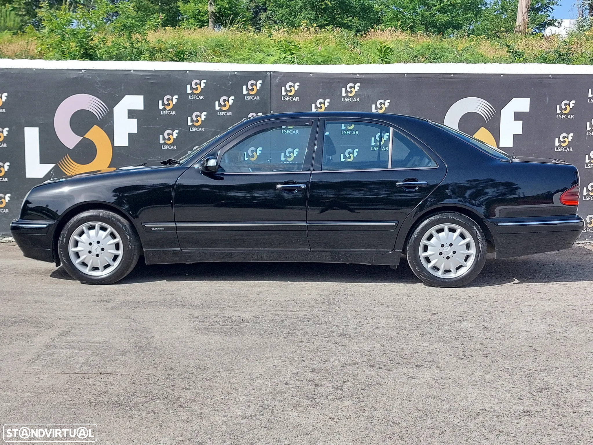 Mercedes-Benz E 220 - 7