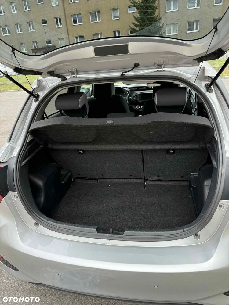 Toyota Yaris 1.5 Premium - 12
