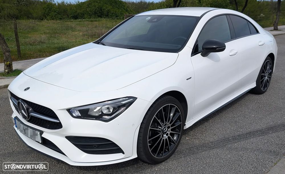 Mercedes-Benz CLA 250 e AMG Line - 2