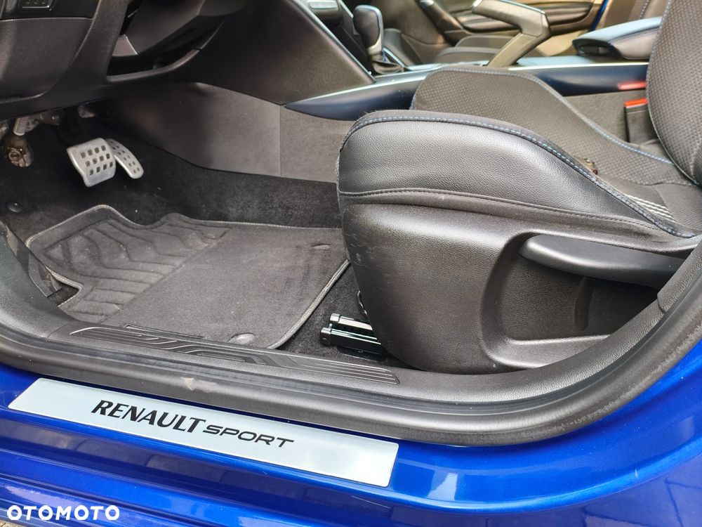 Renault Megane - 11