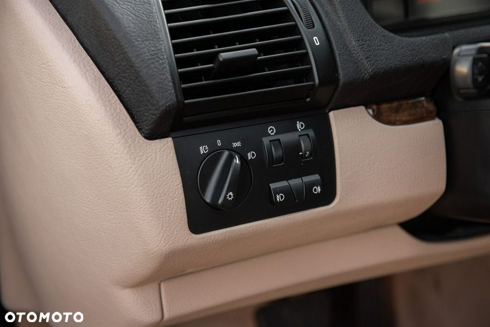 BMW X5 3.0 i Edition Exclusive Sport - 24