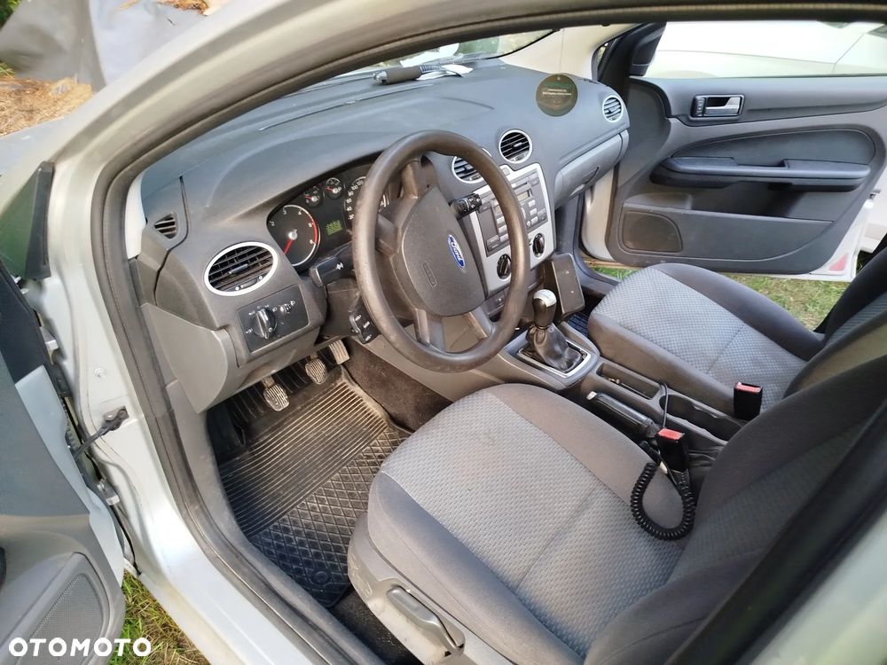 Ford Focus - 9