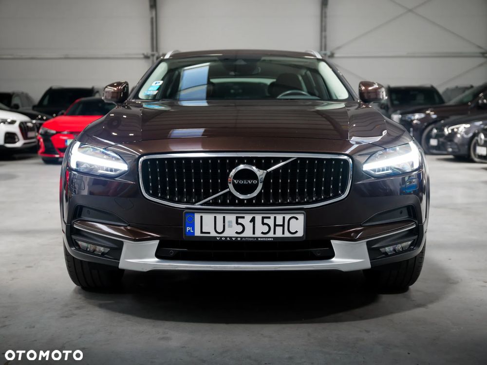Volvo V90 Cross Country D4 AWD Pro - 13