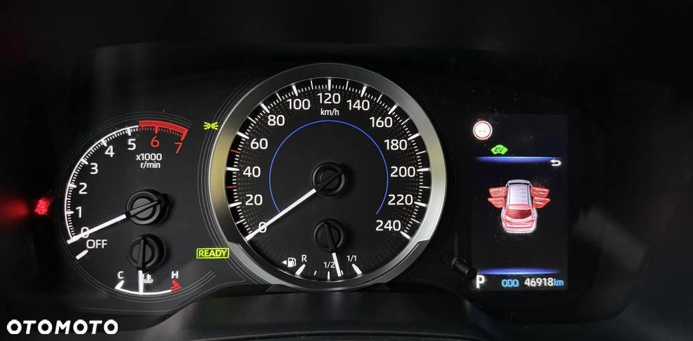 Toyota Corolla 1.8 Hybrid Comfort - 22