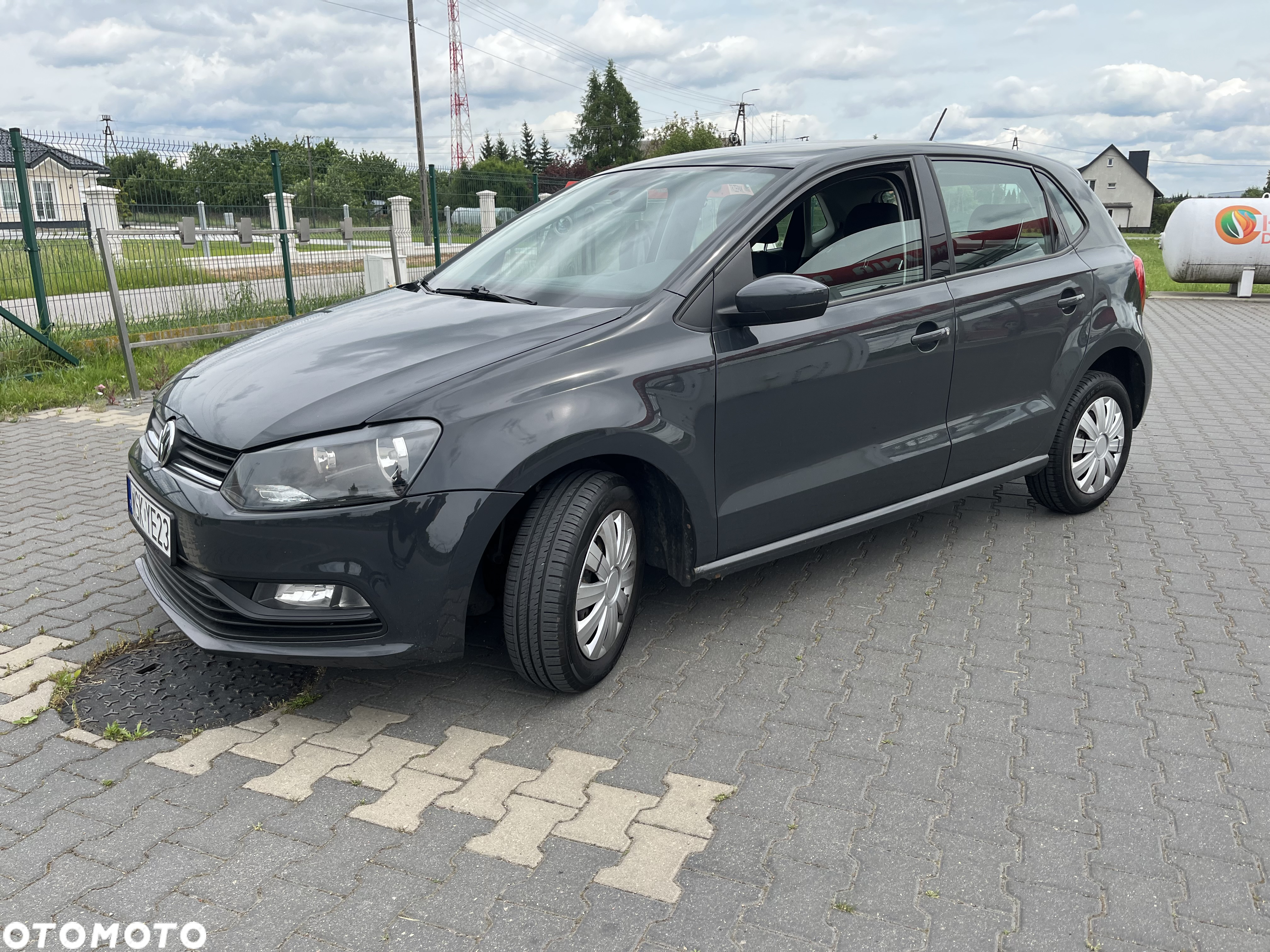 Volkswagen Polo - 2