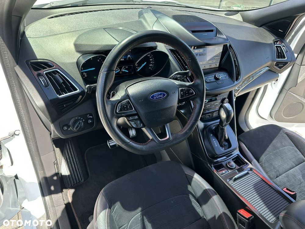 Ford Kuga 2.0 TDCi AWD ST-Line - 12