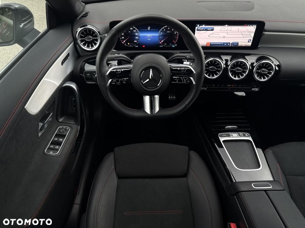 Mercedes-Benz CLA - 14