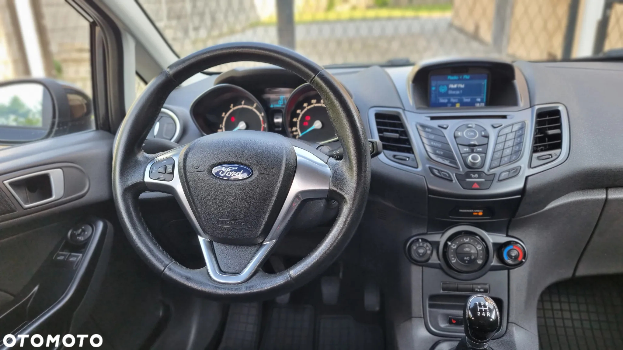 Ford Fiesta 1.25 Celebration - 13