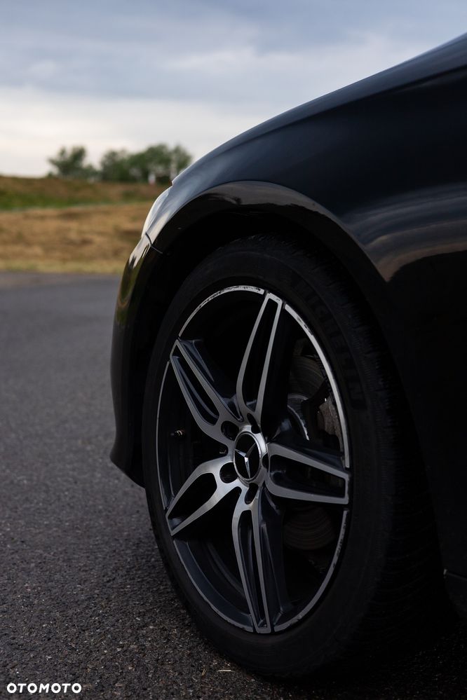 Mercedes-Benz Klasa E 220 d Business Edition 9G-TRONIC - 2