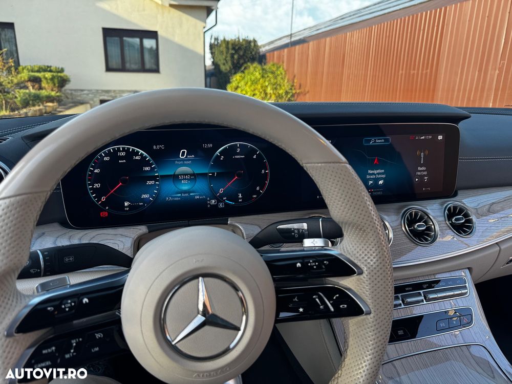 Mercedes-Benz E 400 d 4Matic Coupe 9G-TRONIC AMG Line - 13