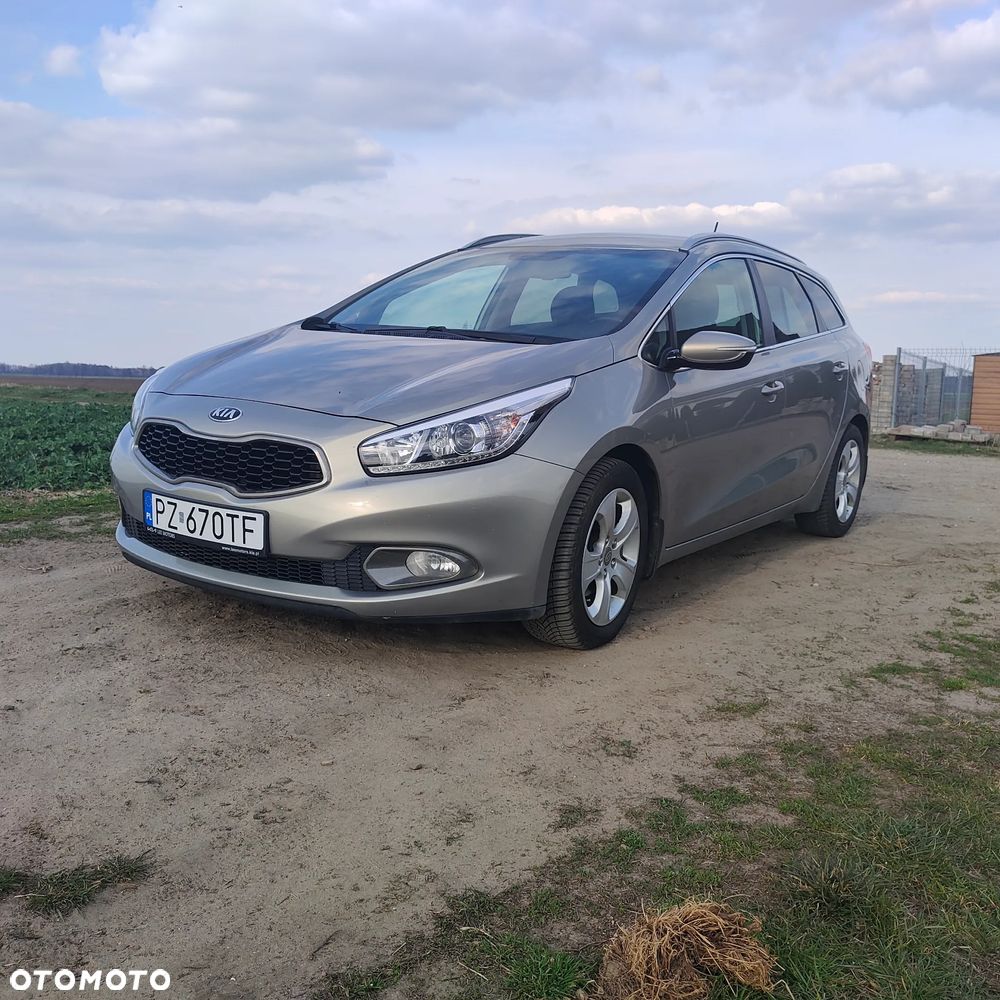 Kia Ceed 1.6 CRDi 128 ISG Platinum Edition - 8