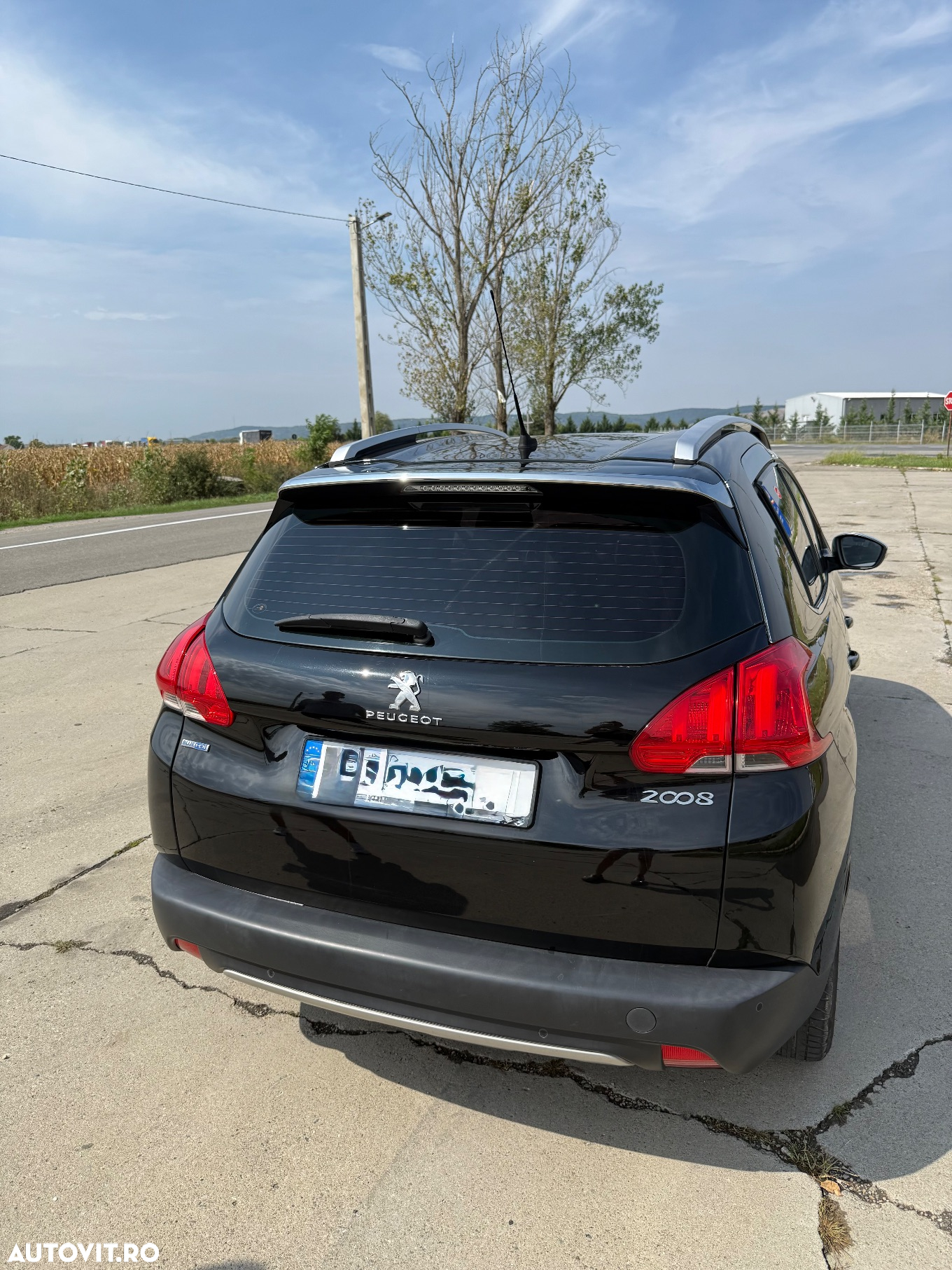 Peugeot 2008 1.6 BlueHDi FAP S&S Allure - 15