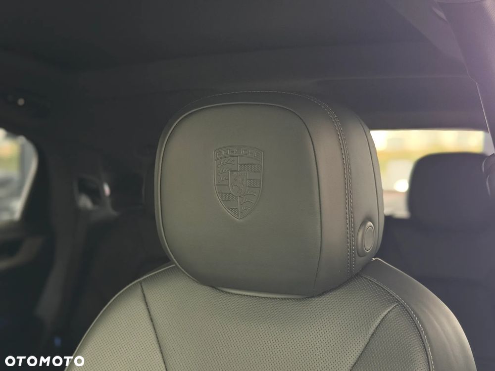 Porsche Cayenne S - 21