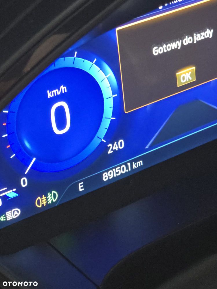 Ford Kuga 2.0 EcoBlue Hybrid ST-LINE - 12