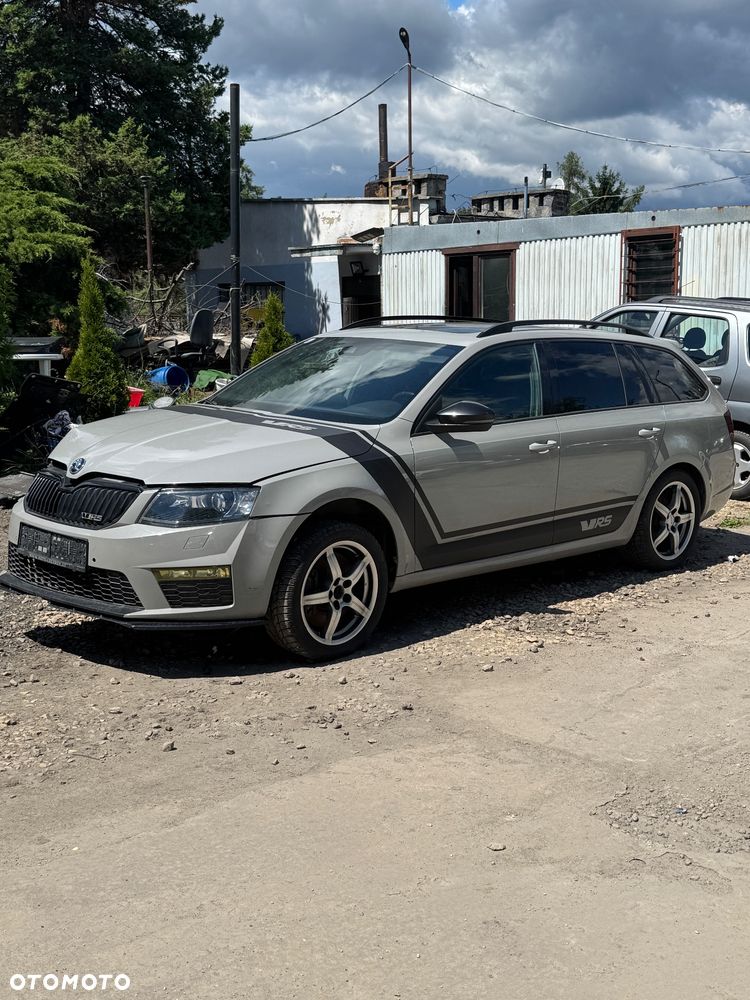 Skoda Octavia 2.0 TSI RS 230