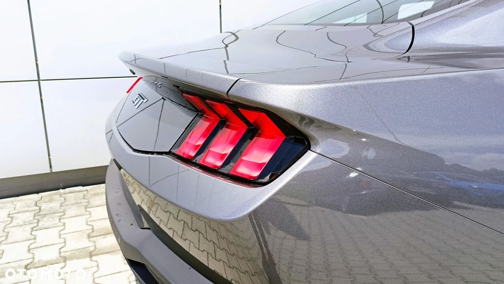 Ford Mustang 5.0 Ti-VCT V8 GT - 12