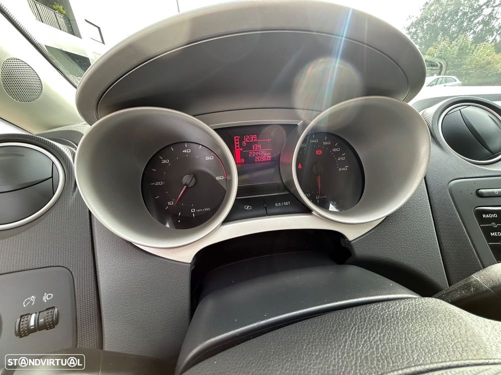 SEAT Ibiza 1.2 TDI Sport DPF - 15