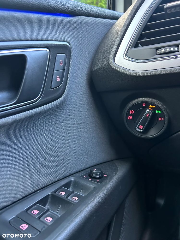 Seat Leon 2.0 TDI DPF DSG Xcellence - 5