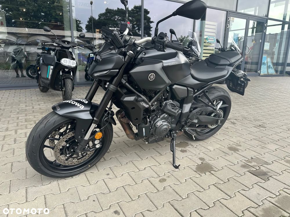 Yamaha MT - 6