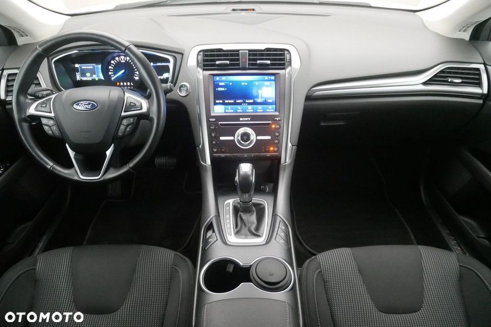 Ford Mondeo - 8