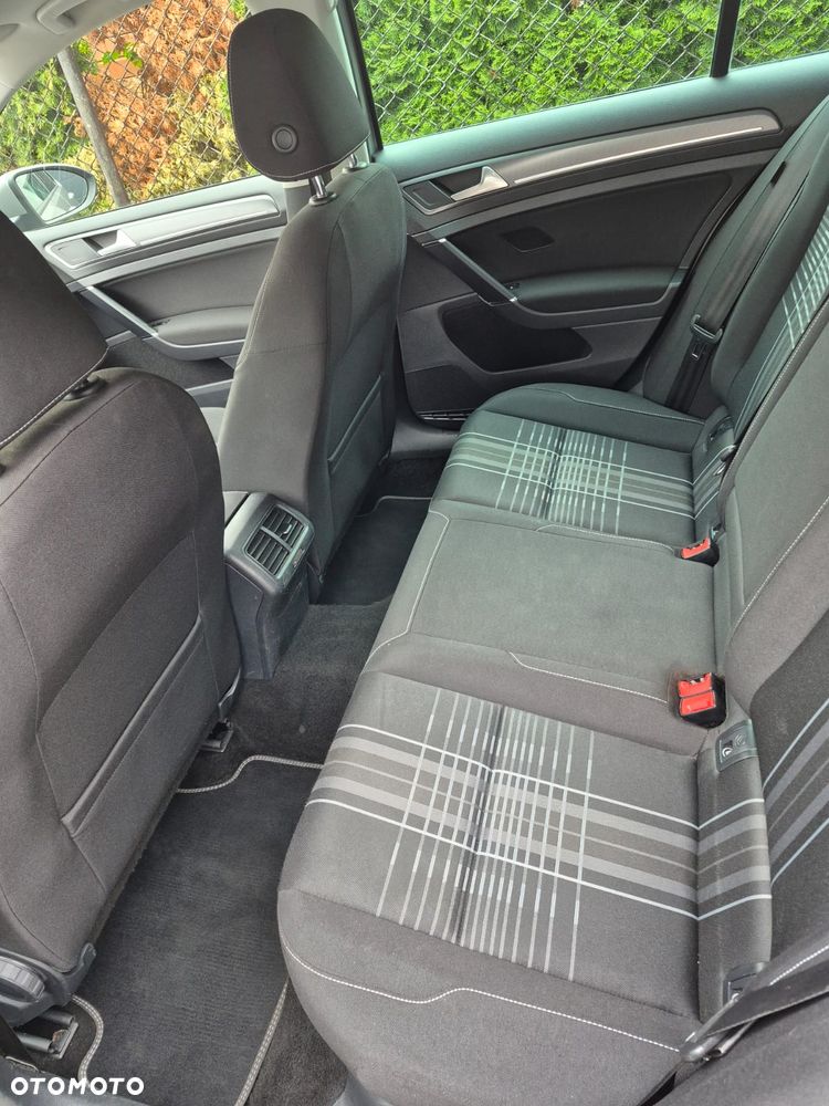 Volkswagen Golf 1.2 TSI BlueMotion Technology Lounge - 19