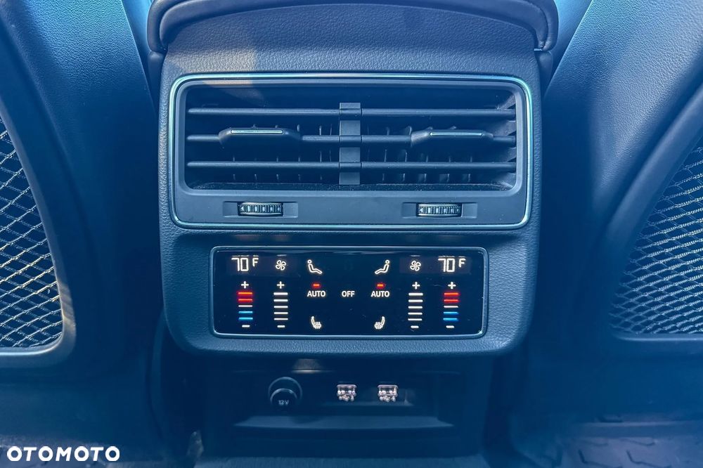 Audi Q8 55 TFSI quattro tiptronic - 14