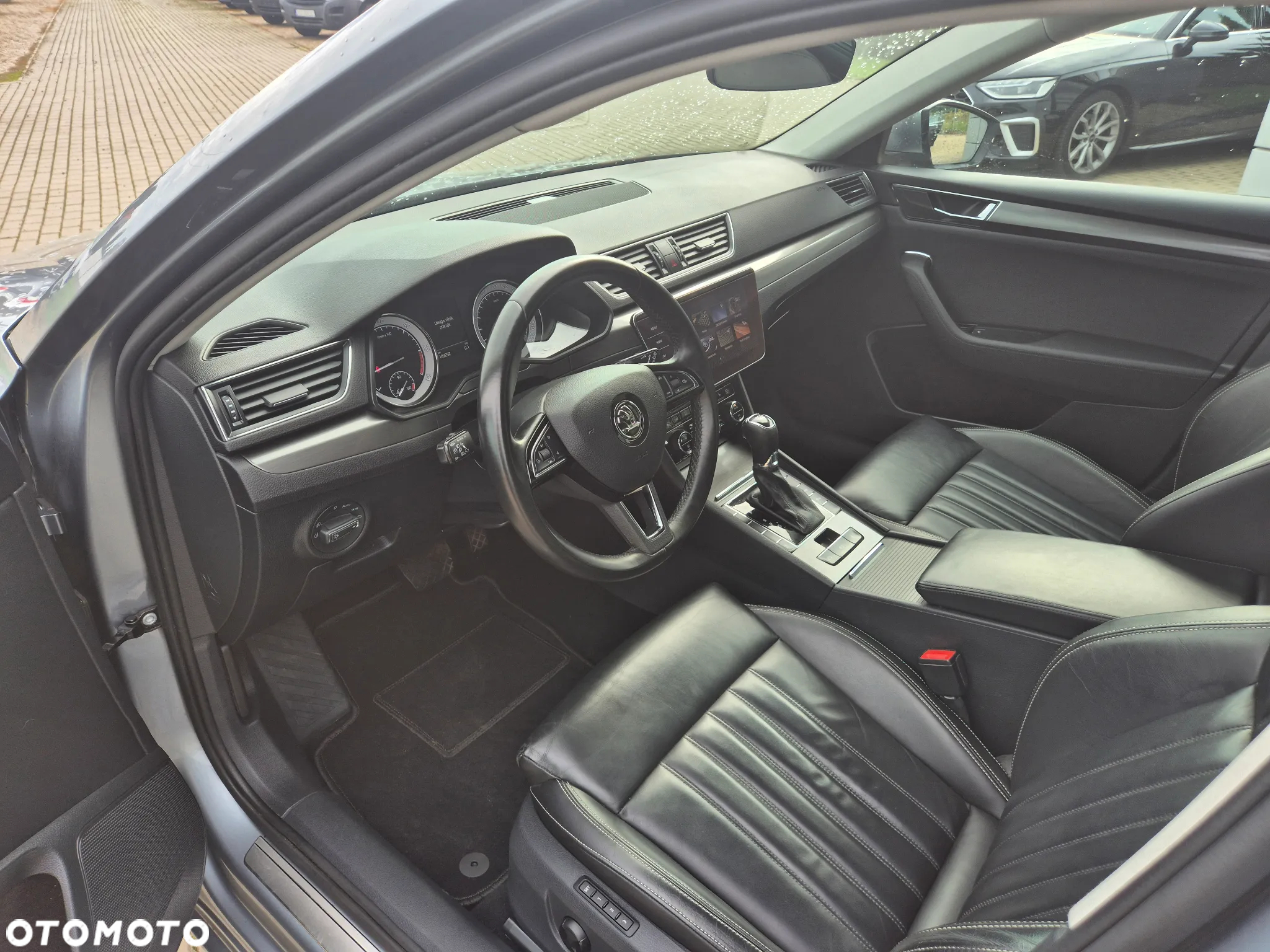 Skoda Superb Combi 1.6 TDI DSG Ambition - 18