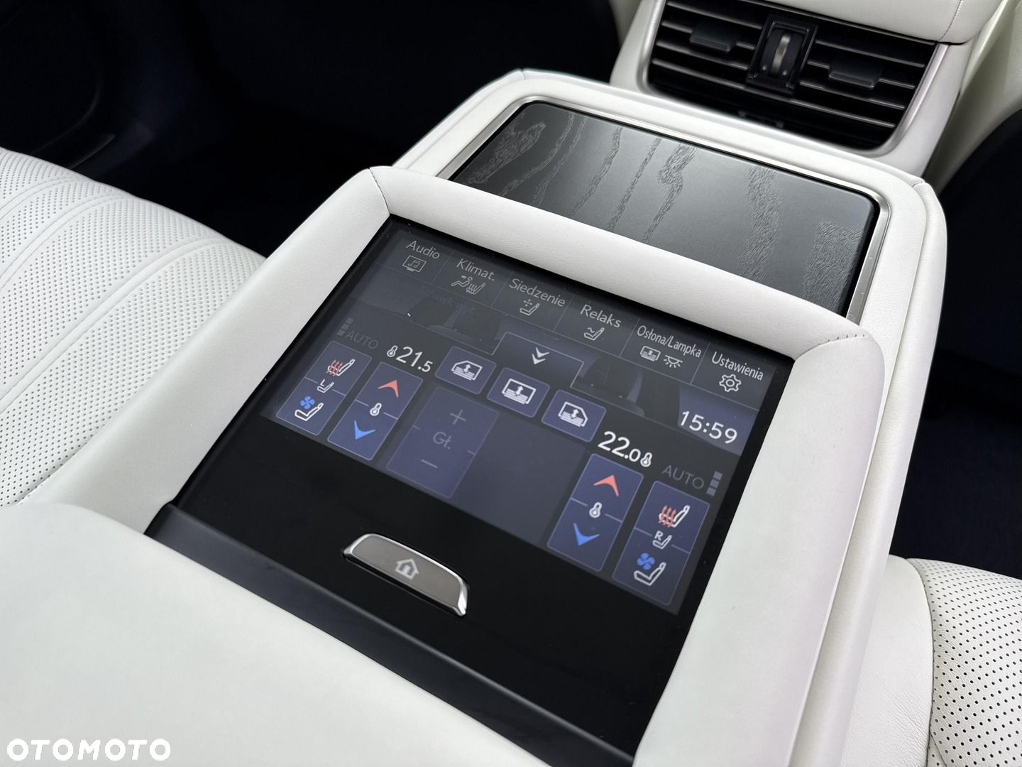 Lexus LS - 28