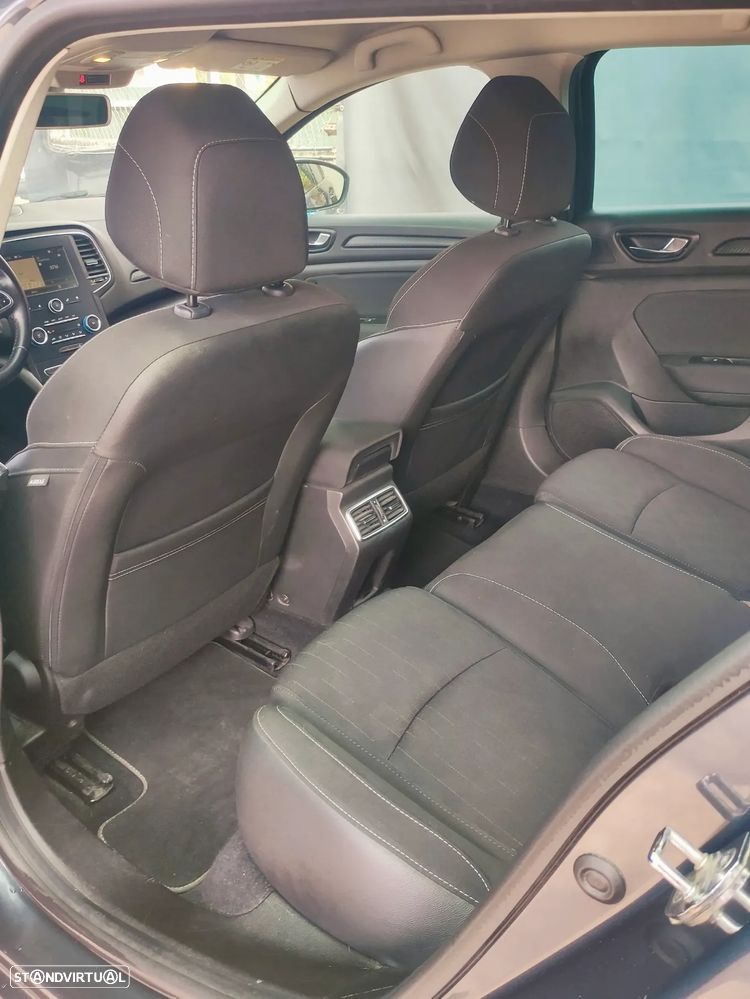 Renault Mégane Sport Tourer 1.3 TCe Limited - 13