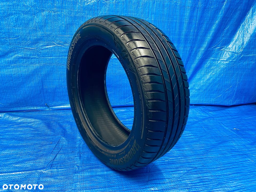 OPONA 17 LETNIA LATO 1SZT BRIDGESTONE TURANZA T005  215/55R17 94V ROCZNIK 2022  BIEŻNIK 5,9MM - 1