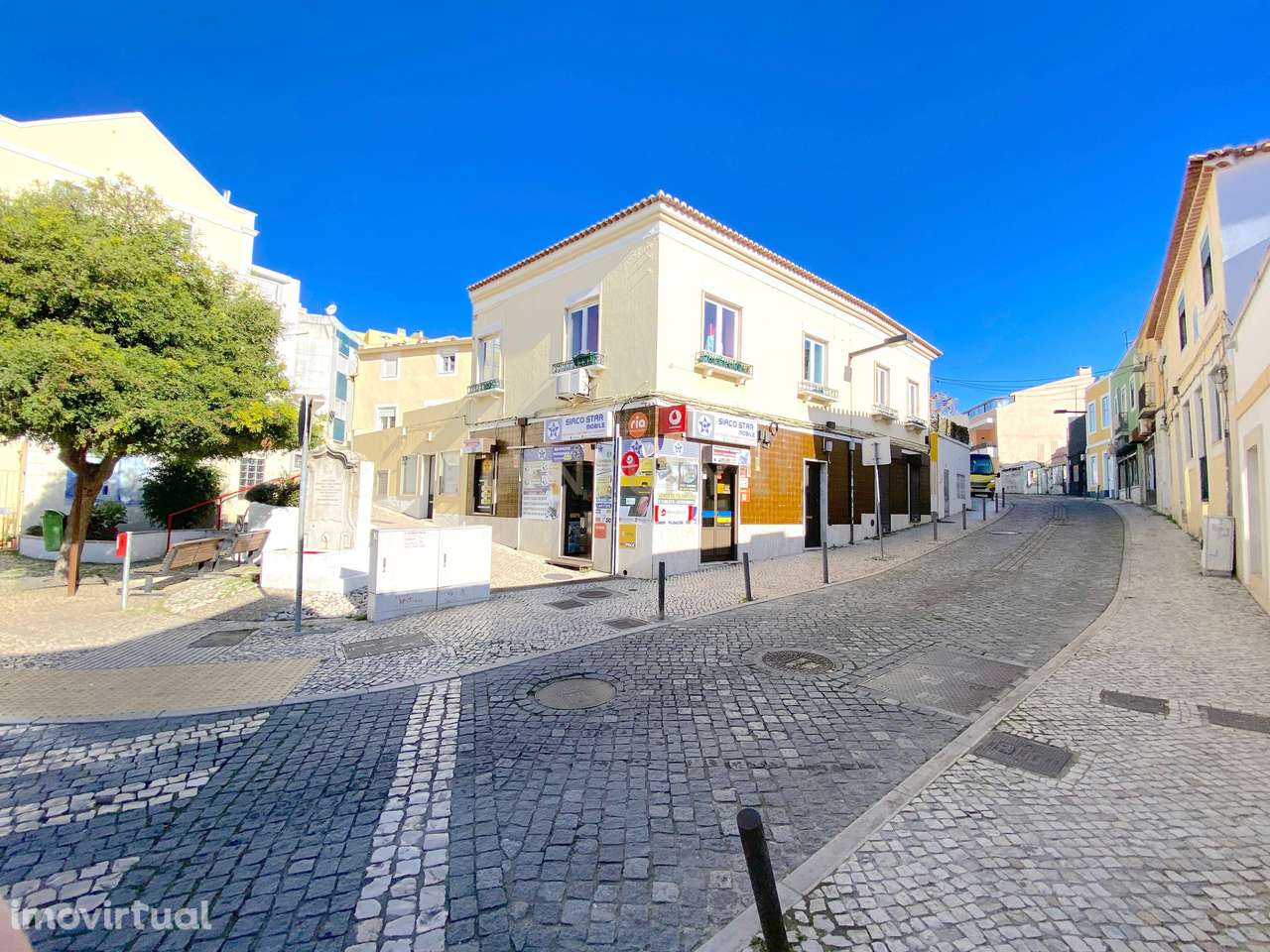 Prédio para Recuperação com projeto aprovado em Vila Franca de Xira - - Grande imagem: 2/30