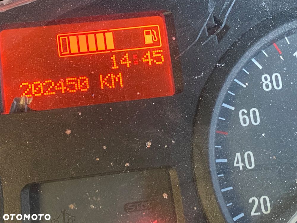 Opel Vivaro Trafic - 10