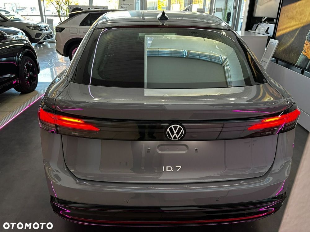 Volkswagen ID.7 59kWh Pure - 6