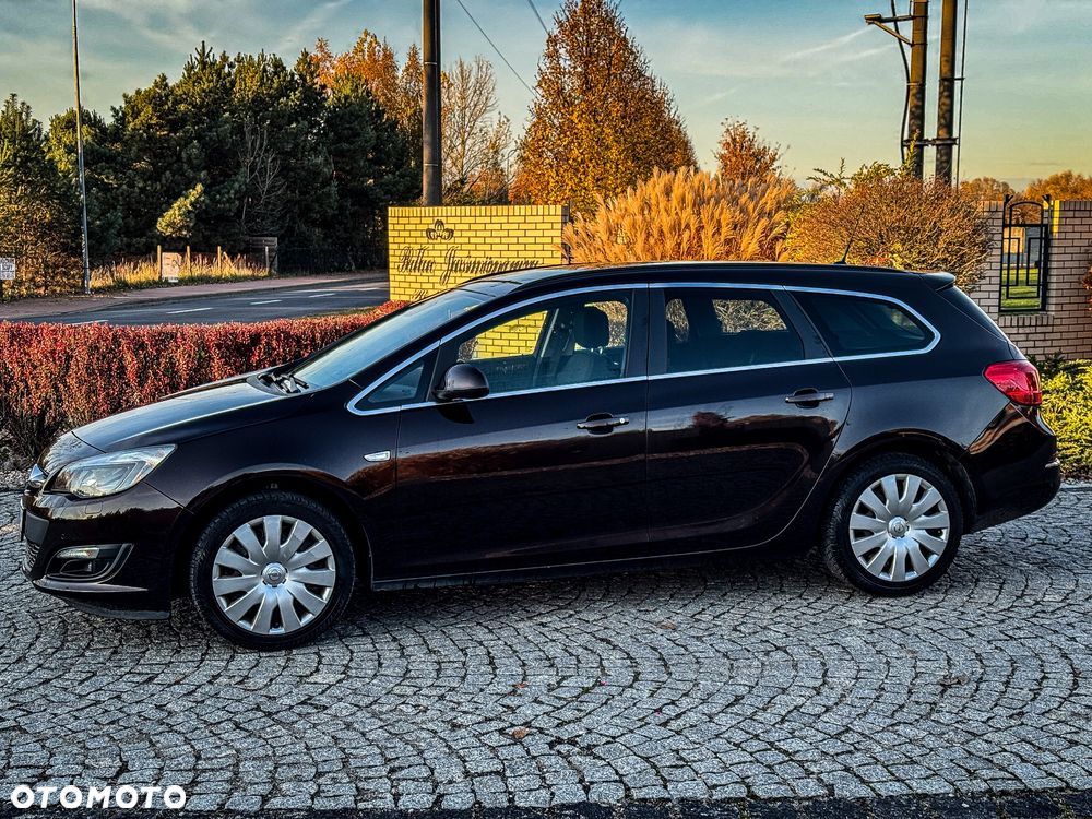 Opel Astra 1.4 Turbo Design Edition - 10