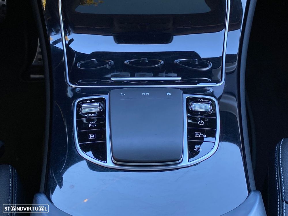 Mercedes-Benz GLC 300 - 16