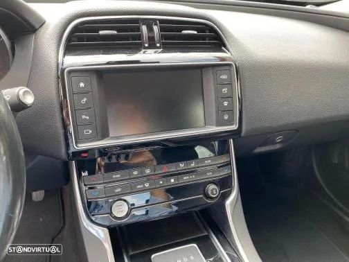 Jaguar XE 2.0 D R-Sport Aut. - 15